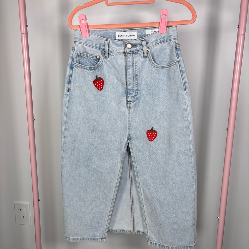 Denim Forum Light Blue '90s Halle Skirt